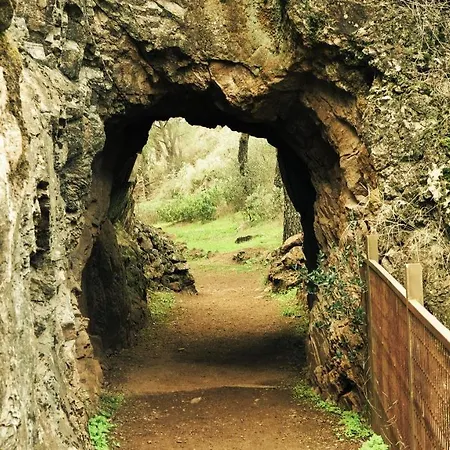 Casa de Campo Con Skatepark Y Piscina 