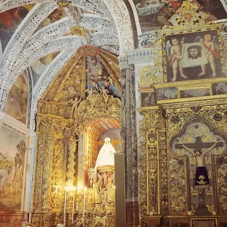 Casa de Campo Con Skatepark Y Piscina 