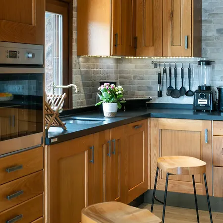 Con Skatepark Y Piscina 