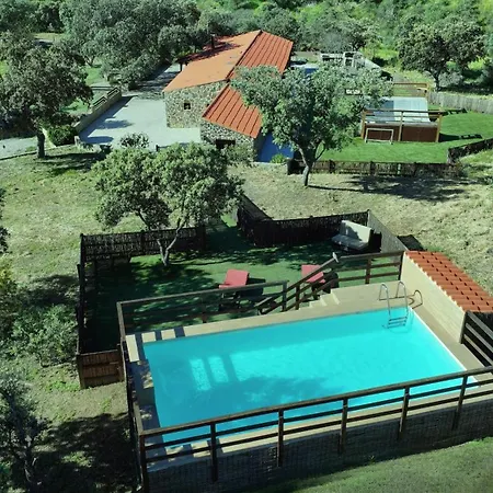 Con Skatepark Y Piscina 