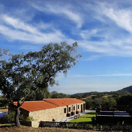 Con Skatepark Y Piscina 