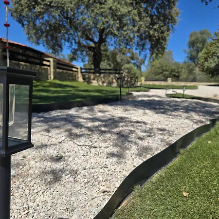 Casa de Campo Con Skatepark Y Piscina 