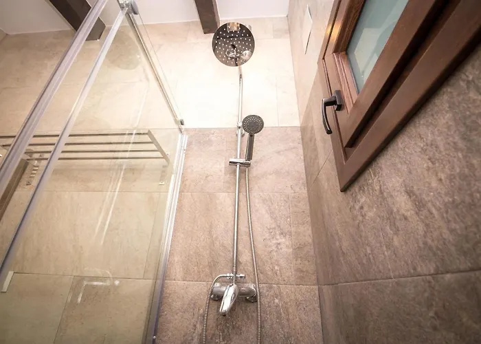 La Quijada Del Lobo Llerena