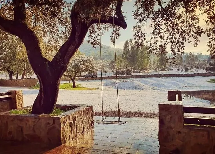 La Quijada Del Lobo Casa rural Llerena